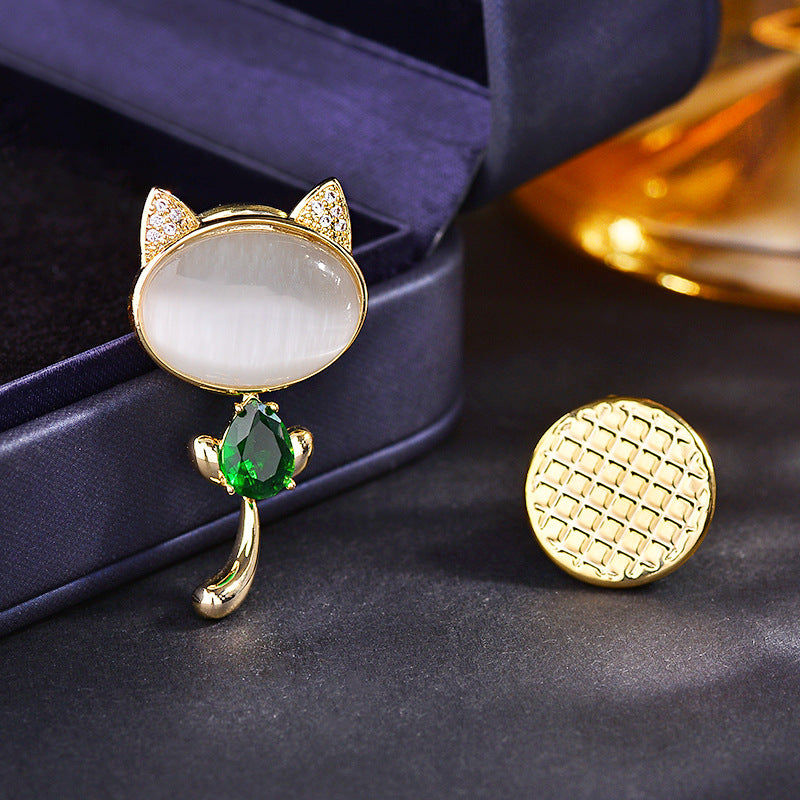 SBC001 貓眼石磁吸得意貓咪胸針