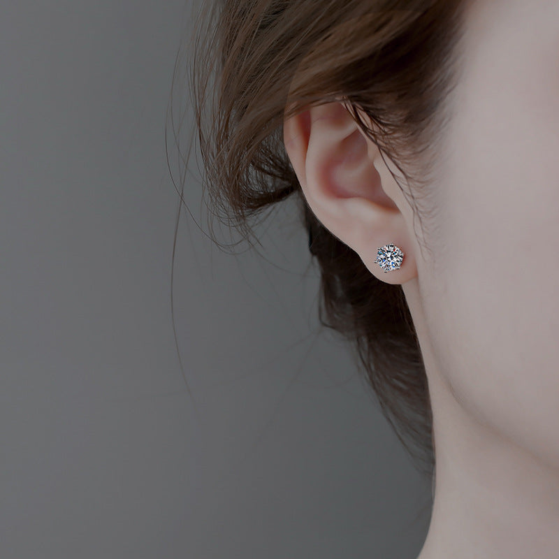 SER001 純銀925 莫桑石 (1.0 CT) Twinkle 耳環一對